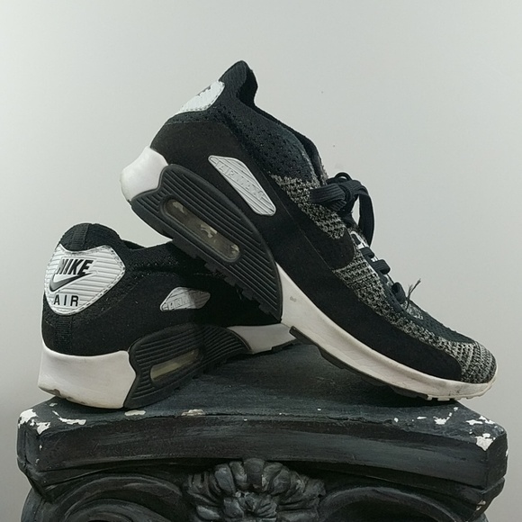 Nike Shoes - Nike Air Max 90 Flyknit Women's Size 6.5 With Box